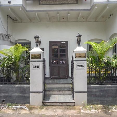 The Corner Courtyard Hotell Calcutta Exteriör bild