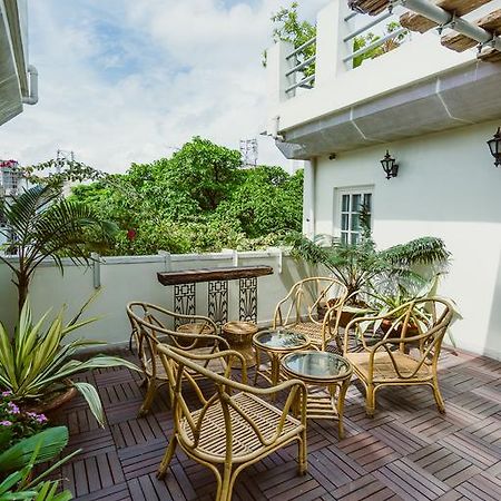 The Corner Courtyard Hotell Calcutta Exteriör bild