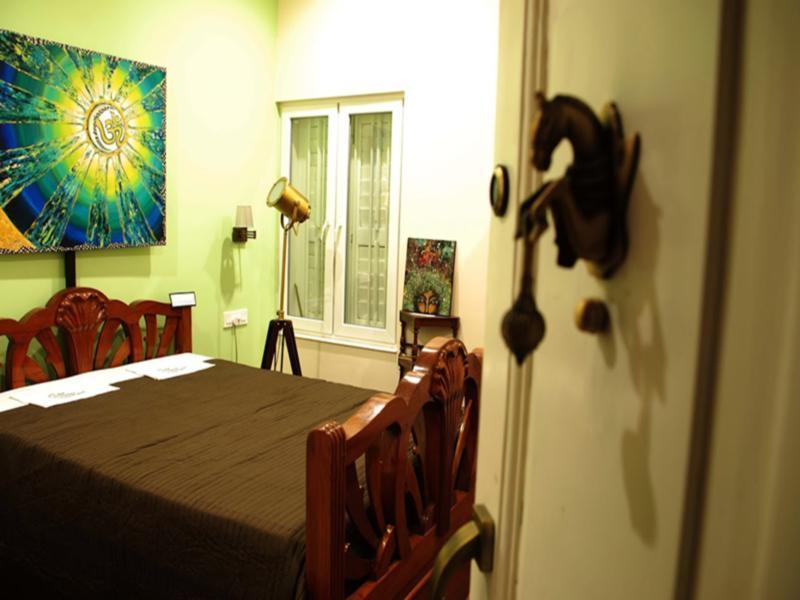 The Corner Courtyard Hotell Calcutta Exteriör bild